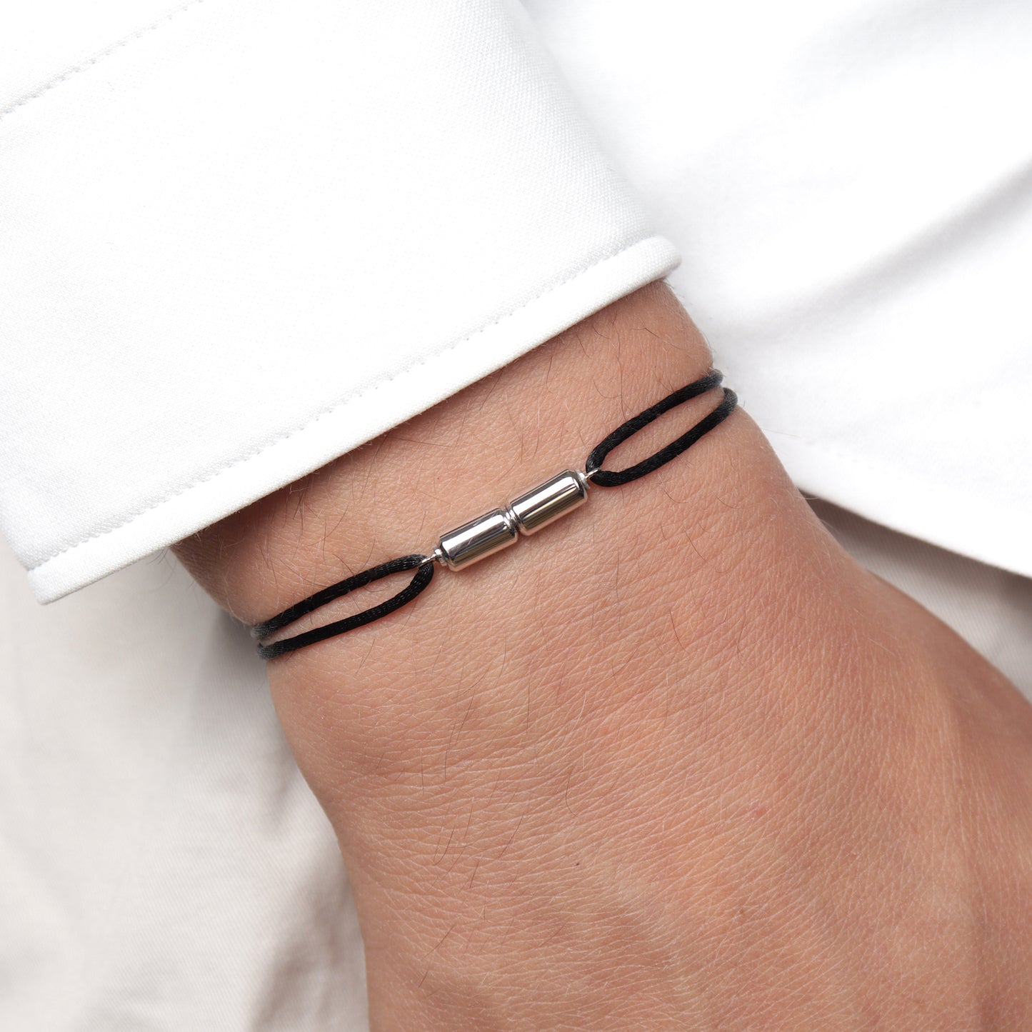 Bracelet N01 sur cordon - grand modèle